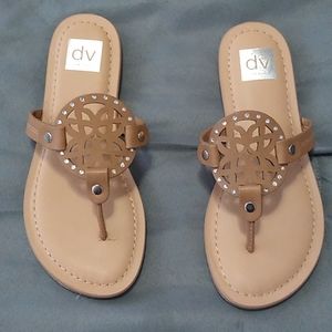 Girls Tan Flip Flop Sandals.